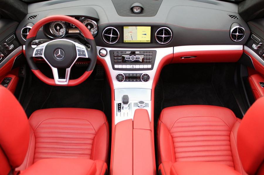  Mercedes-Benz SL550 2013 года  (фото 22 из 51)